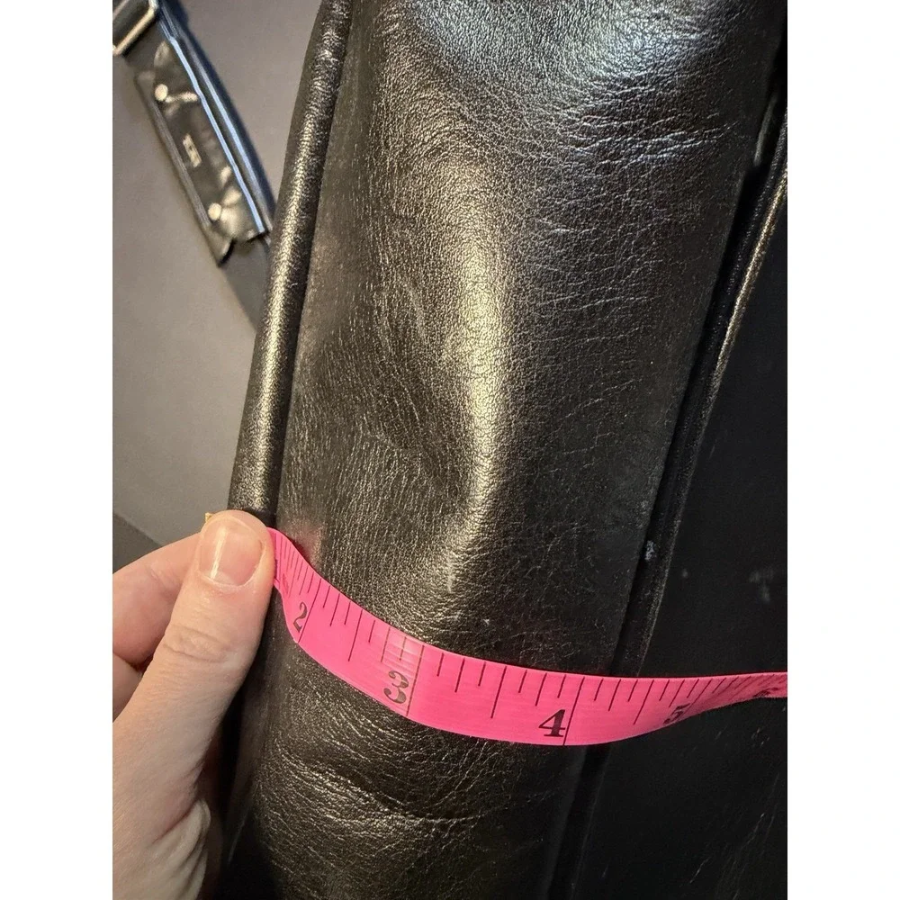 TUMI Black Leather Briefcase Messenger Business Travel Bag Strap